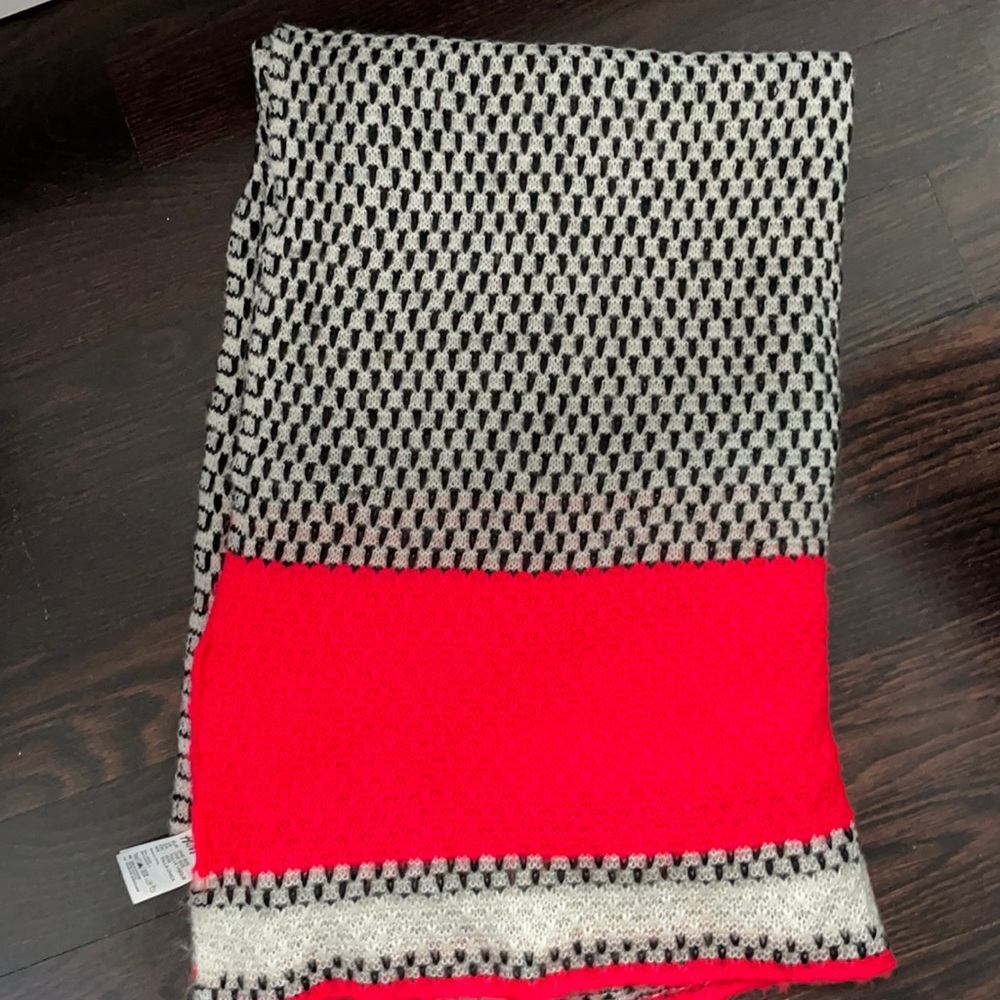 Winter shawl